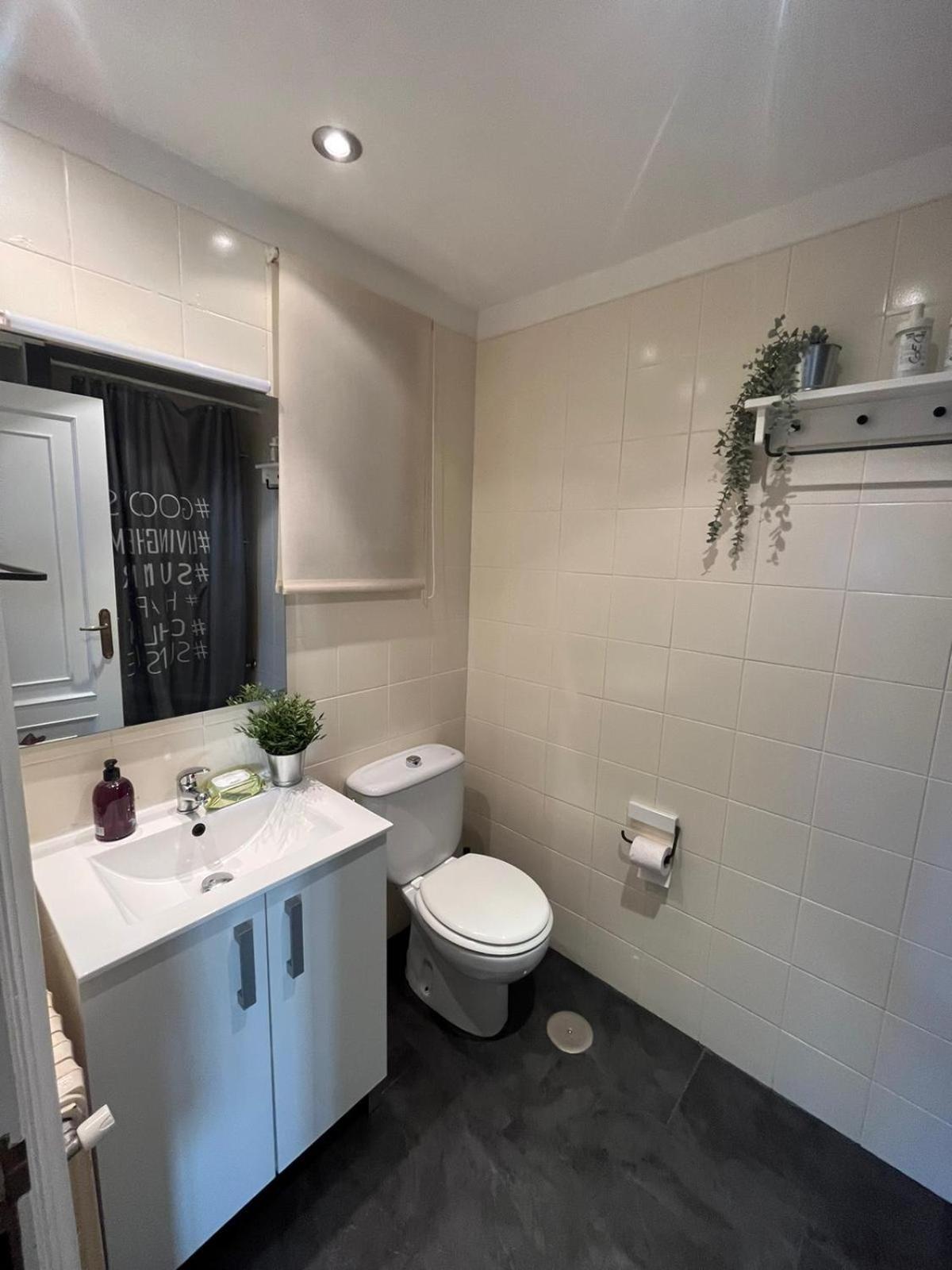 Apartamento Exclusivo Atico Con Terraza Al Mar *