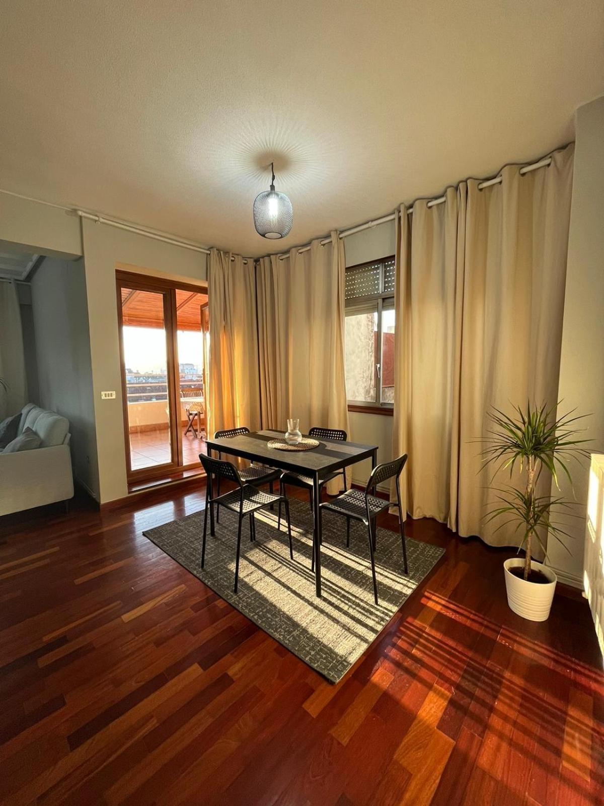 Apartamento Exclusivo Atico Con Terraza Al Mar *